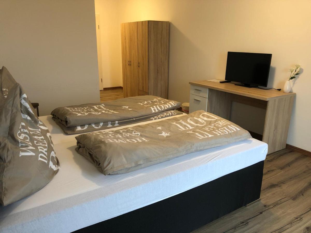 Stundenhotel Krieger 布伦 外观 照片
